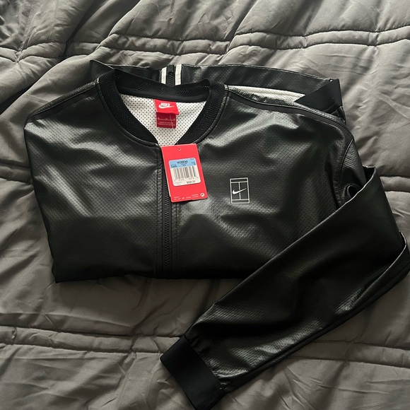Nike Court Bomber - Picture 1 of 4